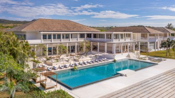 Khu nghỉ mát Azerai Kê Gà Bay: Trọn vẹn một bức tranh kiến trúc giữa thiên nhiên
